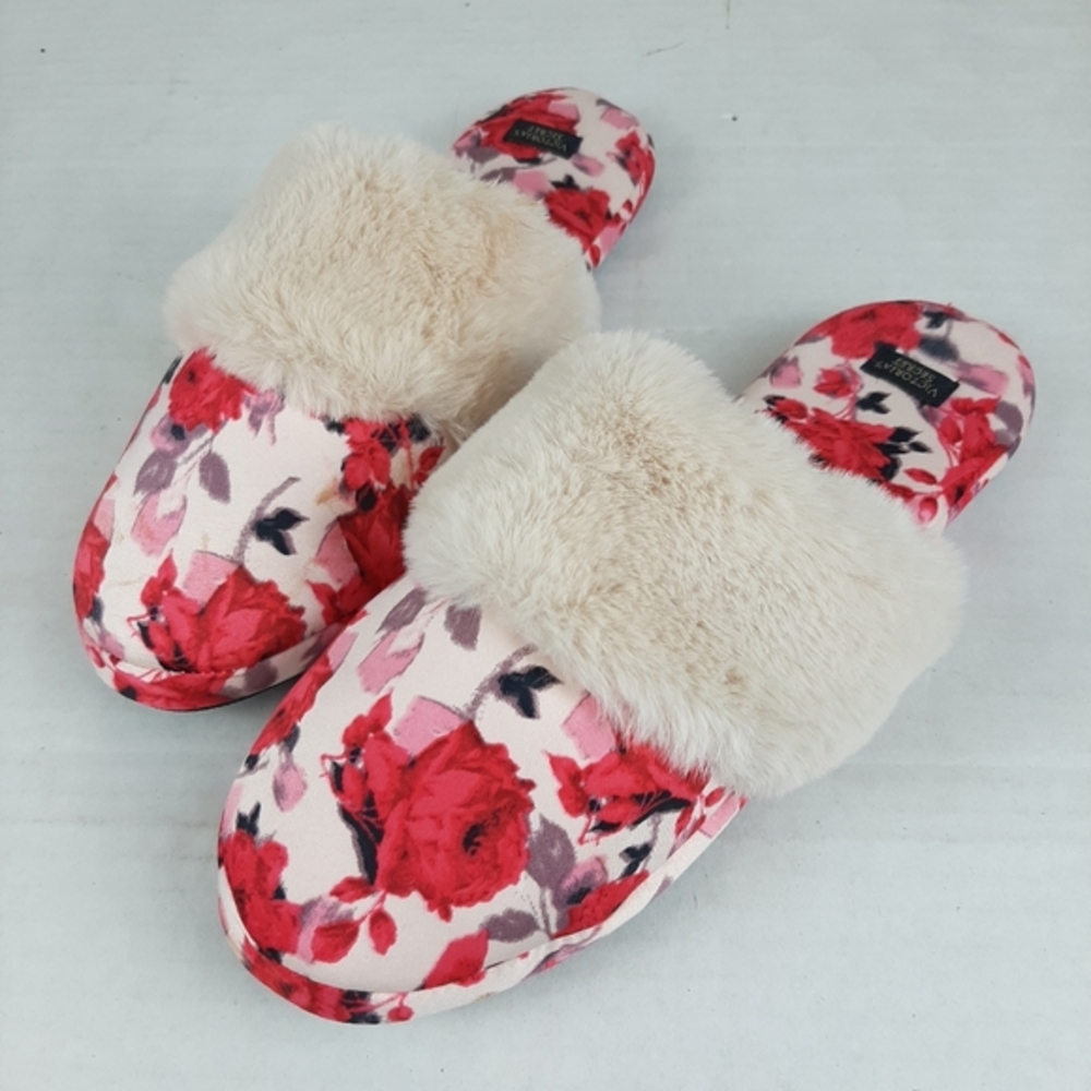 💥3/$30💥  Victoria's Secret Ladies Satin Slippers